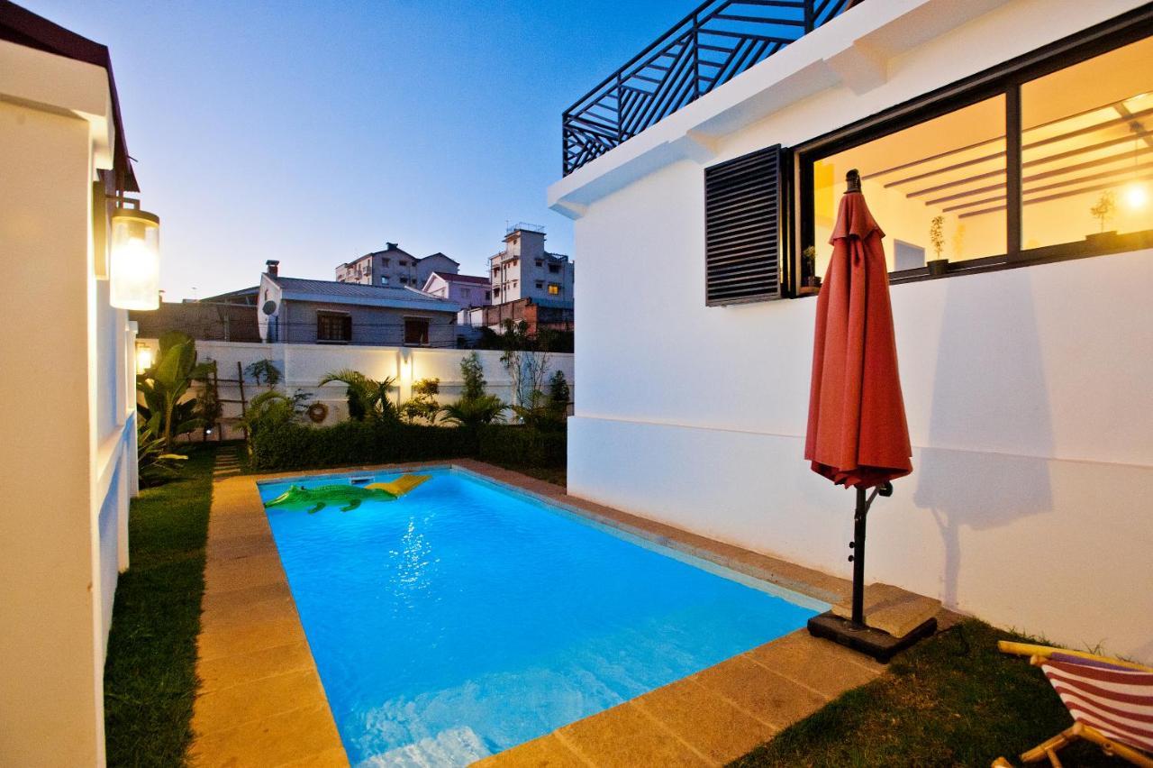 Joyau Secret # Jardin # Piscine # Bien-Etre # Prox Centre Ville أنتاناناريفو المظهر الخارجي الصورة